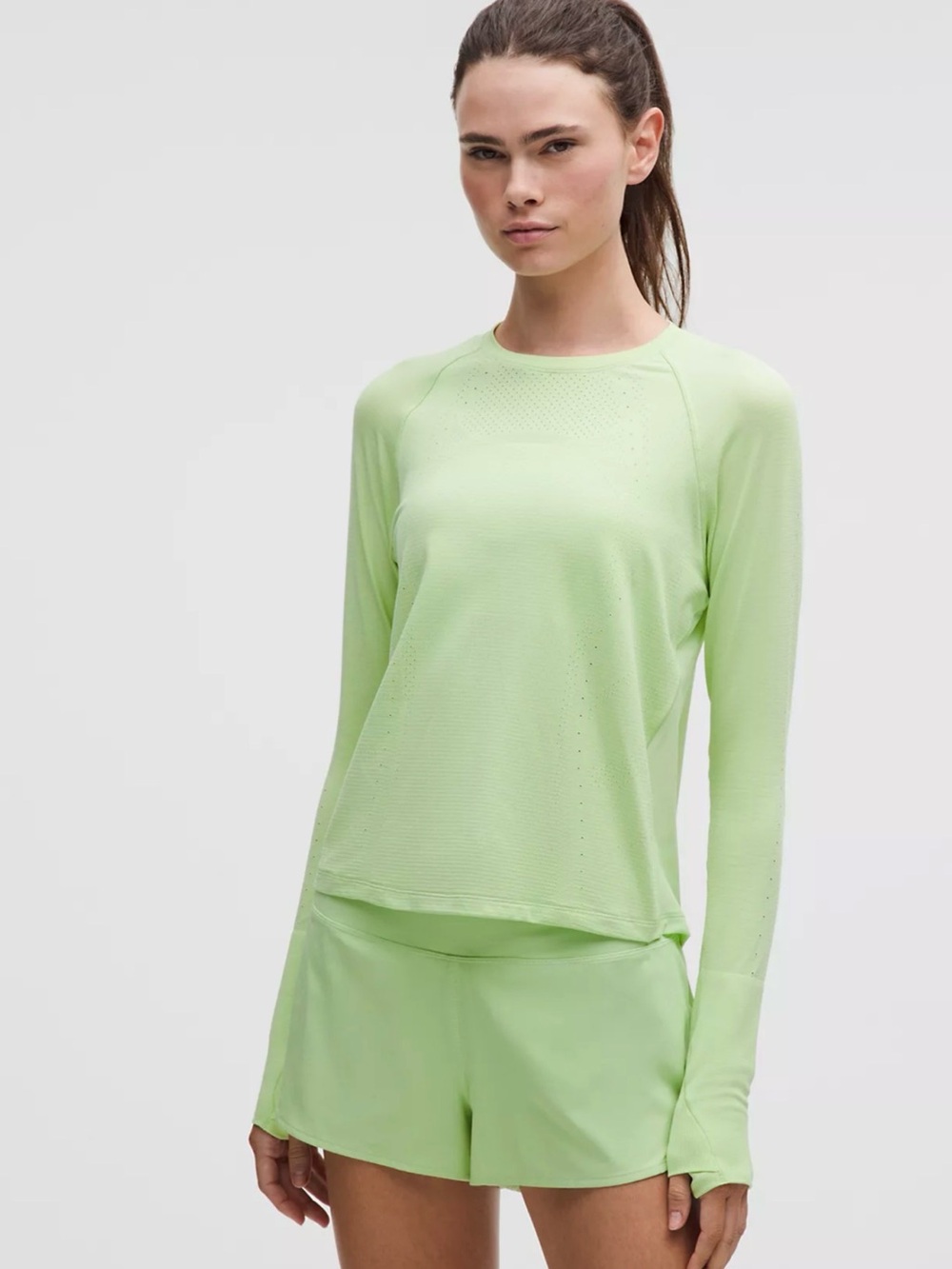 lululemon athletica Light Green swiftly tech Long-Sleeve Performance Tee size 6